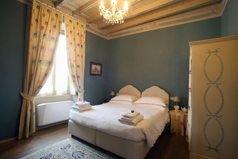 Bedroom 4, Villa Valentina, Varese