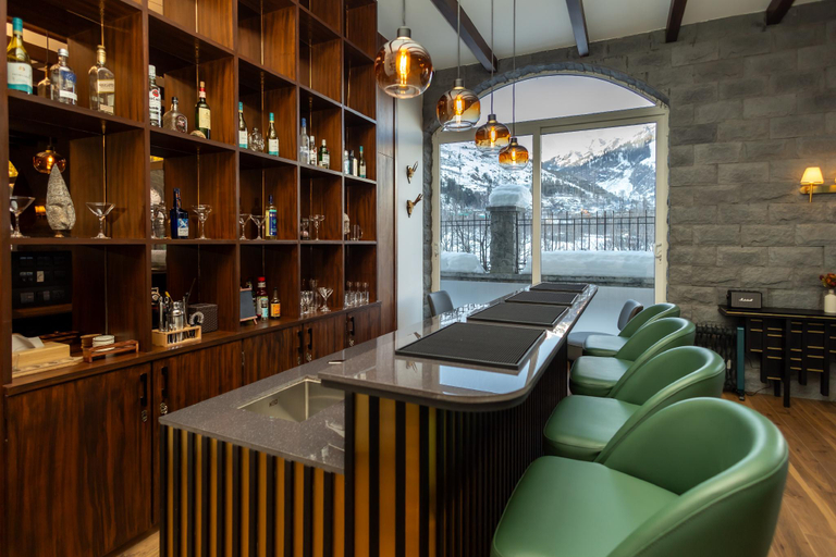 Food & Drinks 5, Nivasana Manali, Kullu