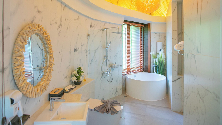 Bathroom 4, T-Story Mae Kampong, K. Mae On
