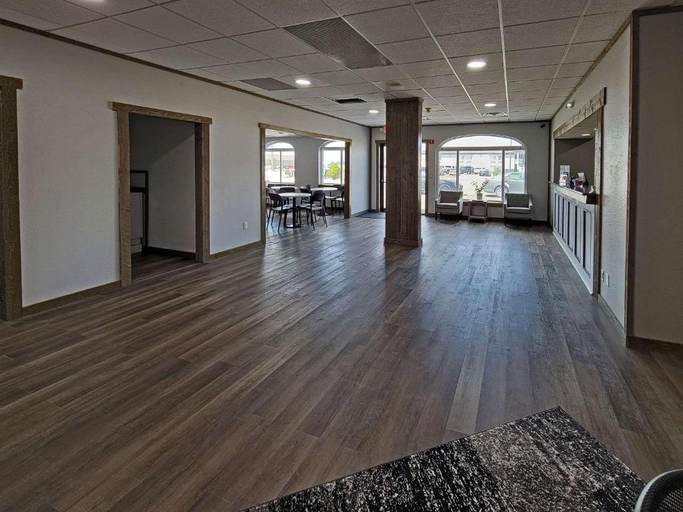 Public Area 2, Econo Lodge Scottsbluff, Scotts Bluff