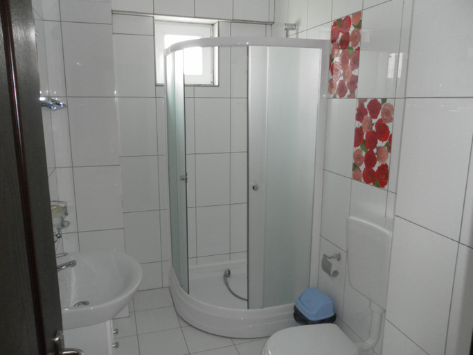 Bathroom, Hotel Romantic, Constanta