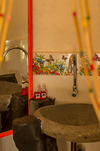 Bathroom, El Penon De Constantino - Tatacoa, Villavieja