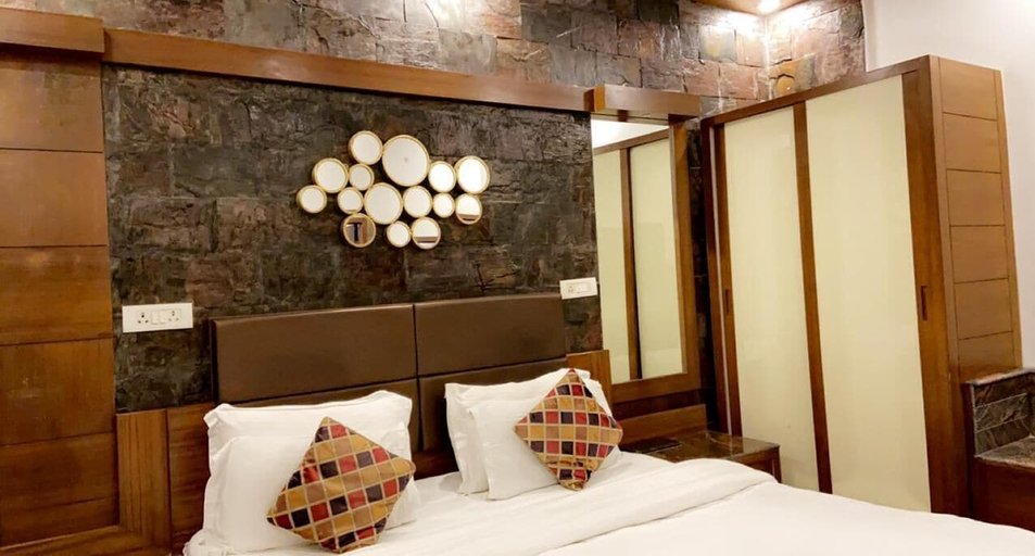 Bedroom 2, JJK AT STAY HOME, Dehradun