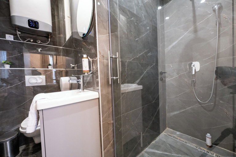 Bathroom 4, Boutique Hotel Kings Palace, Belgrade