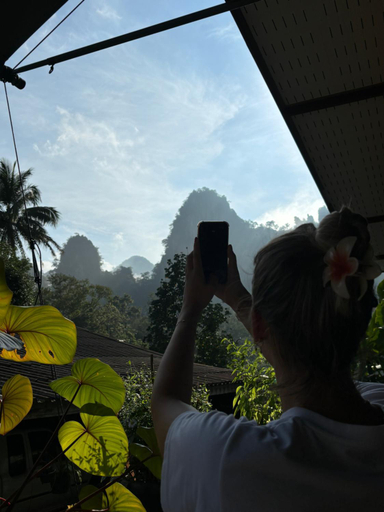 Others 4, Khao Sok Backpacker Hostel, Phanom