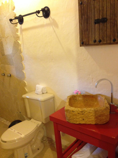 Bathroom 3, Hotel Posada Primavera, San Cristóbal de las Casas