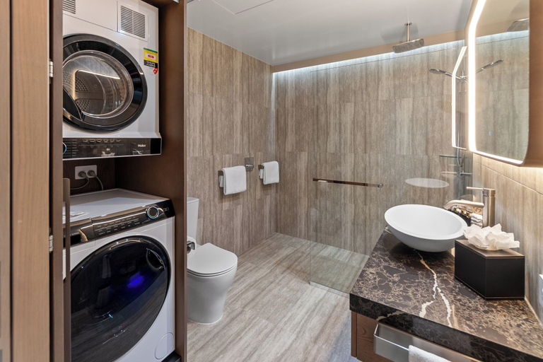 Bathroom 4, Distinction Invercargill Hotel, Invercargill