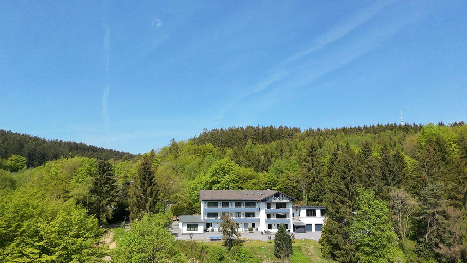 Exterior & Views 1, Gastehotel Lucendi Premium Lounge, Ahrweiler