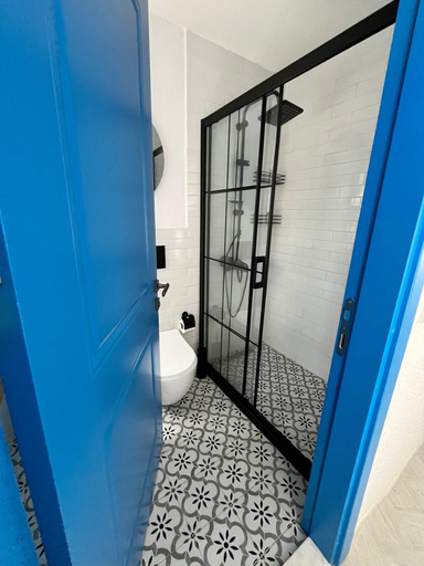Bathroom 5, REF Alacati, Çeşme