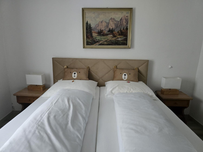 Bedroom 3, Gasthof Einhaus, Borken
