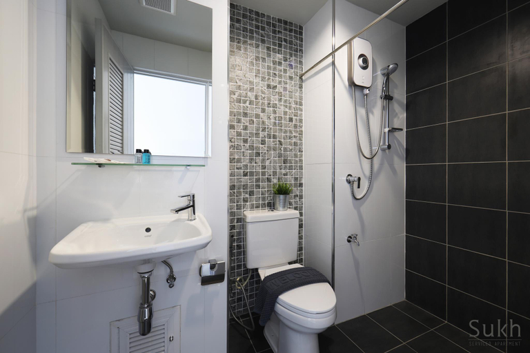 Bathroom 4, Sukh Serviced Apartment, Hat Yai
