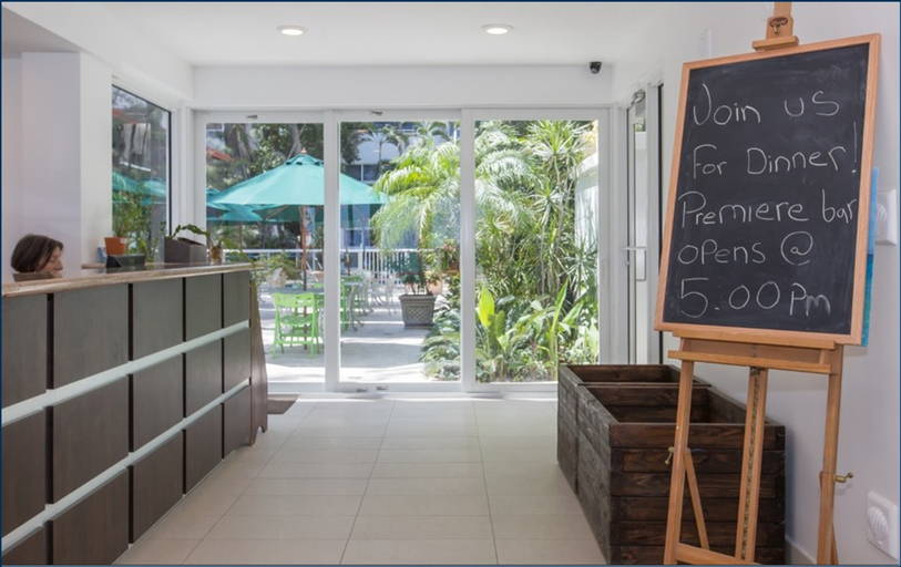 Public Area 2, Premiere, Broward