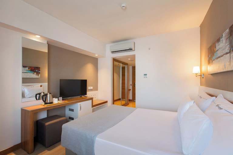 Bedroom 3, Grand Park Lara, Antalya