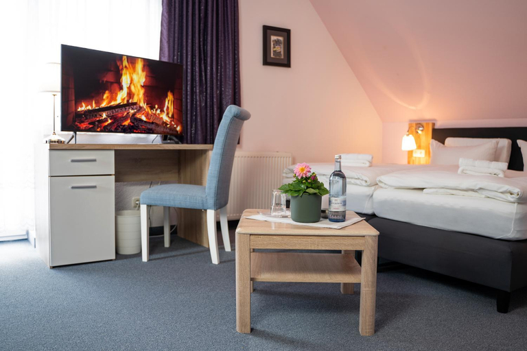 Bedroom, Im Wiesengrund, Rostock