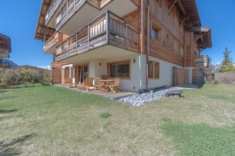Exterior view 5, Ideal 3 bedroom apartment with 200m2 garden, Haute-Savoie