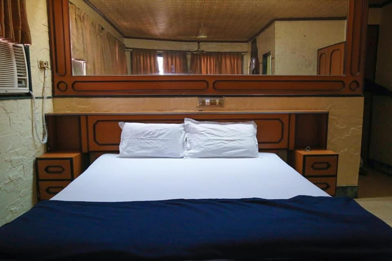 Bedroom 4, Hotel Happy Home, Mumbai City