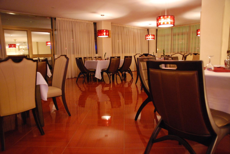 Food & Drinks 3, Churchill Addis Ababa Hotel, Addis Abeba