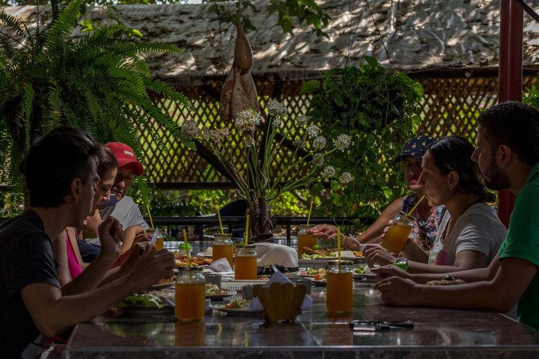 Food & Drinks 3, El Penon De Constantino - Tatacoa, Villavieja