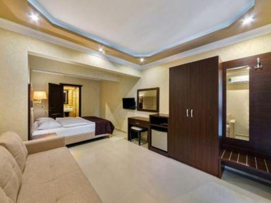 Others 2, Azaria Hotel, Gelendzhik gorsovet