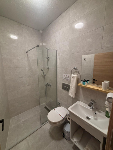 Bathroom 2, Kırçak Konak, Çeşme
