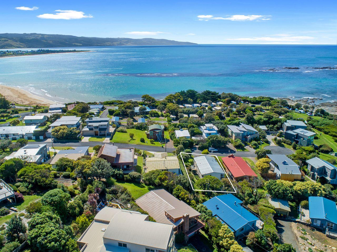 Others 5, Surf Reef, Colac-Otway - South