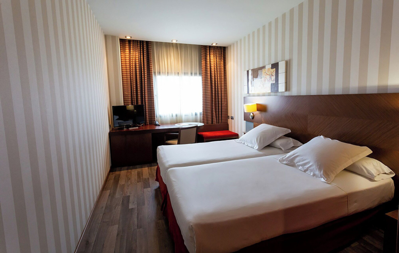 Bedroom 3, Sercotel Las Artes Pinto, Madrid