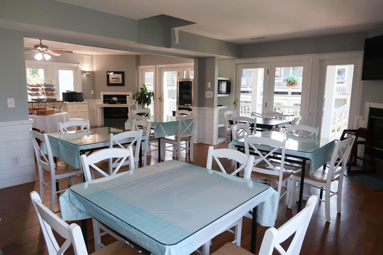 Food & Drinks 5, The Inn at Corolla, Currituck