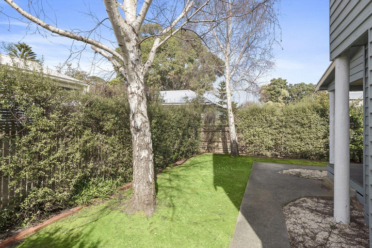 Others 4, Sea Loft, Colac-Otway - South