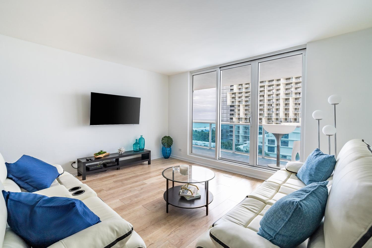 Others 5, 1 Bedroom Private Residence at Roney Palace -804, Miami-Dade