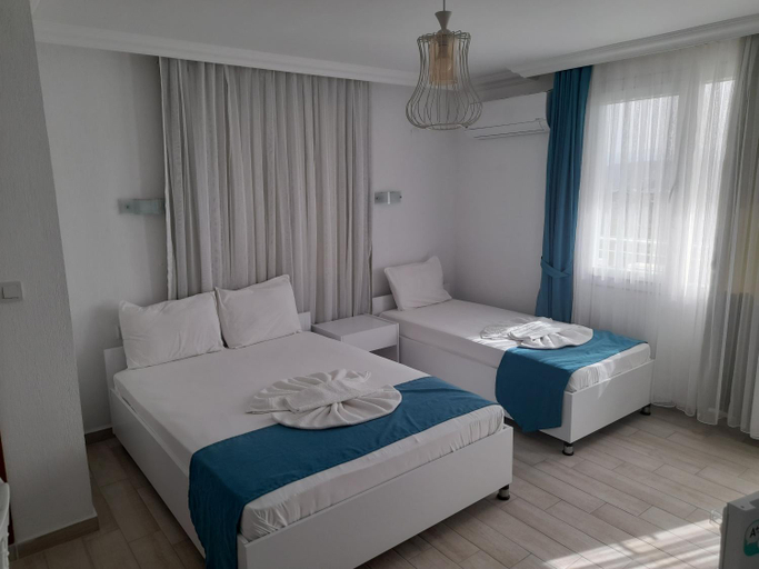 Bedroom 4, Huzur Hotel, Seferihisar