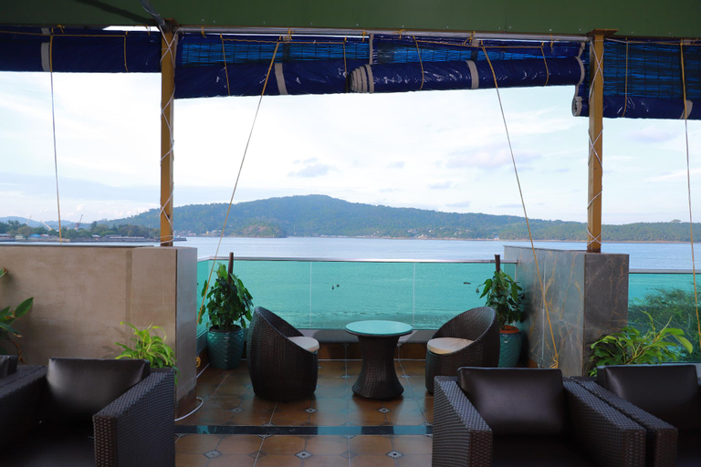 Food & Drinks 4, Sea Deck, South Andaman
