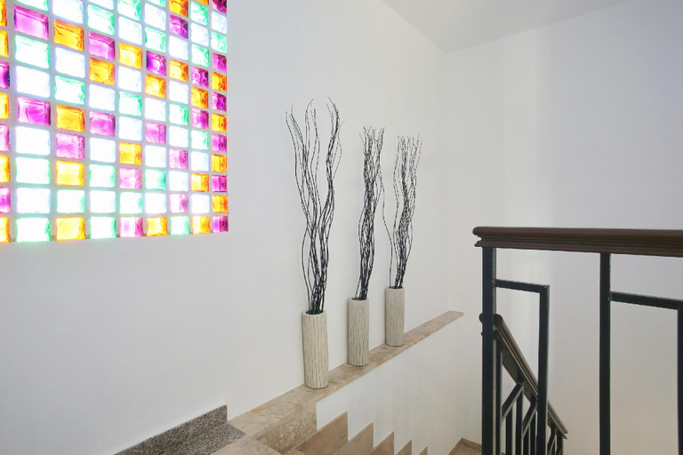 Others 4, Apartamentos Rondaluz, Málaga