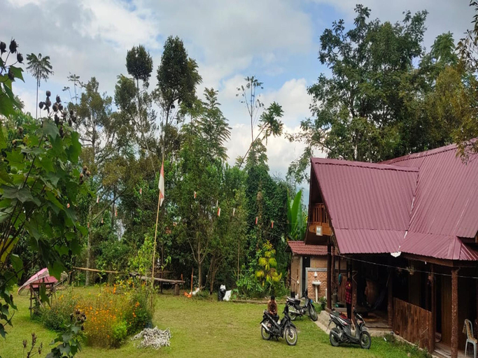Others 4, Balian Camp, Samosir