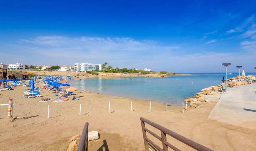 View 3, By The Beach - Sea Pearl Villa