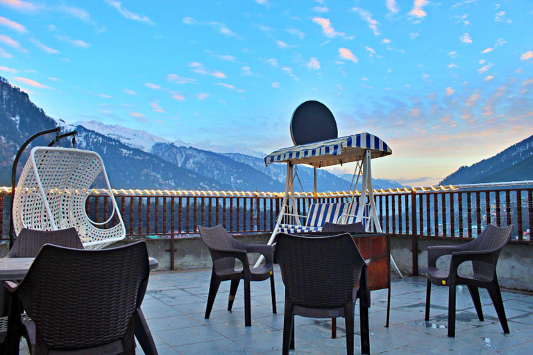 Food & Drinks 5, Hotel Lee Green, Kullu