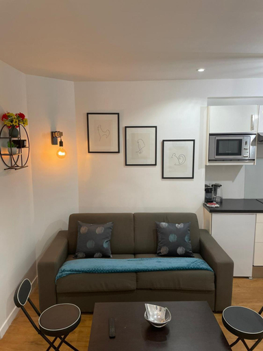 Others 4, Paris Cosy Apartment Opera Vendome Galeries Lafayette, Paris