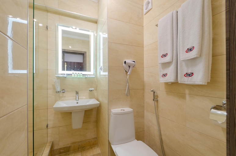 Bathroom 5, Tourist Hotel Complex, Dniprovs'kyi