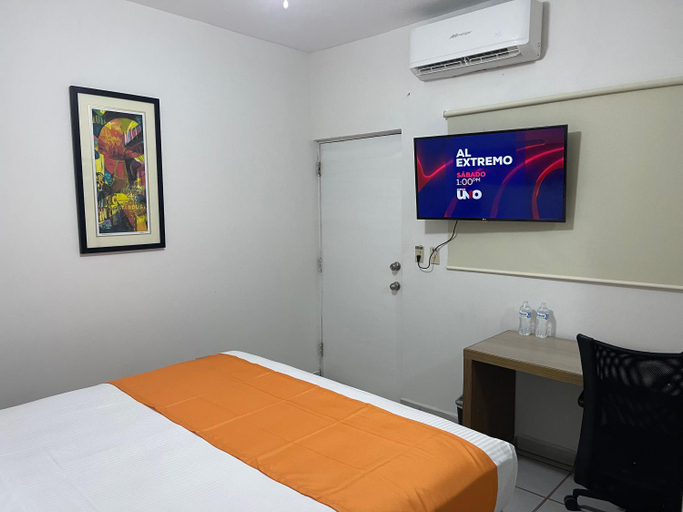 Bedroom 2, HOTEL LAS PALMAS, La Paz
