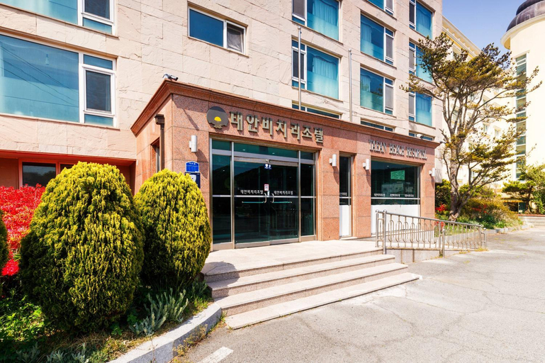 Exterior & Views, Taeahn Beach Resortel, Taean