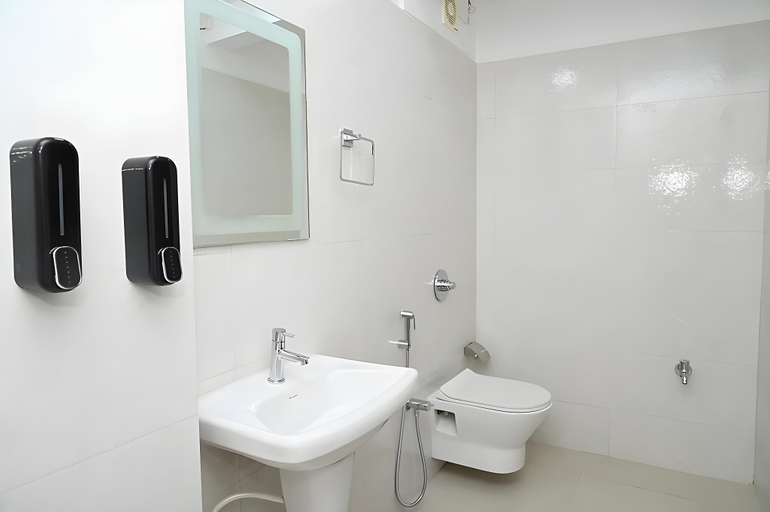 Bathroom, The Albatross, South Andaman