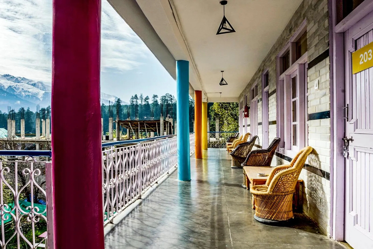Public Area 3, Oak Land House, Kullu