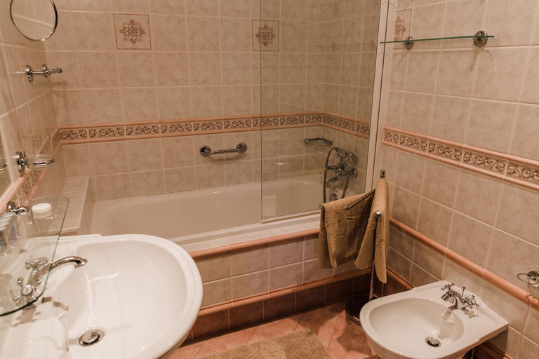 Bathroom 3, Palace Inn, Praha - západ