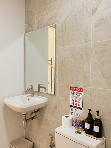 Bathroom 3, Laiwaii Hotel, Hat Yai