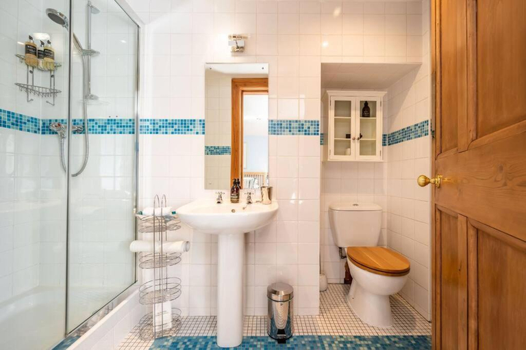 Bathroom 3, Assynt House - Exclusive Use Holiday House, Highland