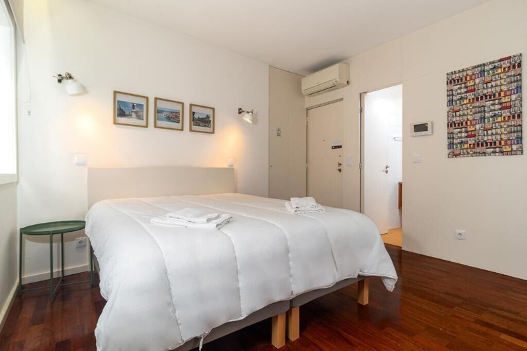 Room 3, Oporto Riverside Rooftop, Porto