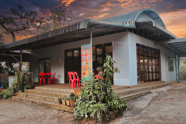 Food & Drinks 5, Beyond Pub guest House and Hotel, Paksong