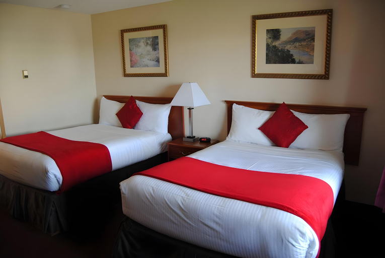 Bedroom, Economy Inn Edmonton, Division No. 11