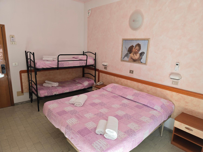Bedroom 2, Hotel Rosa, Forli' - Cesena