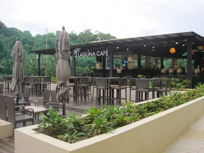 Restaurant 3, Unit Owners Accommodations at Fairways, Malay