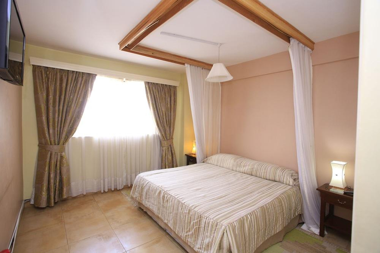Bedroom 3, HillPark Hotel Nairobi, Kibra